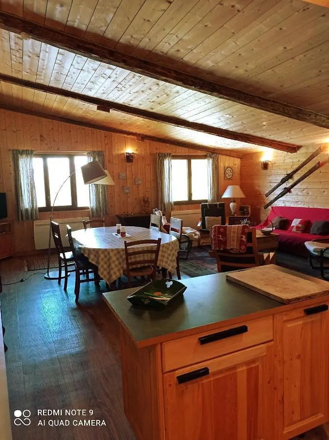Logis Saint Roch Apartment Montaimont