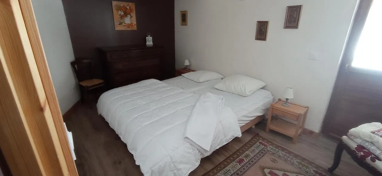 Logis Saint Roch Apartment Montaimont 0*,