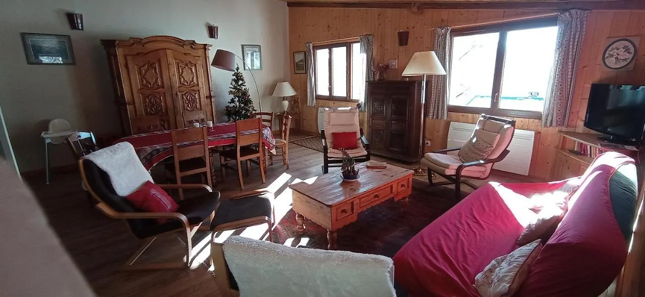 Logis Saint Roch Apartment Montaimont